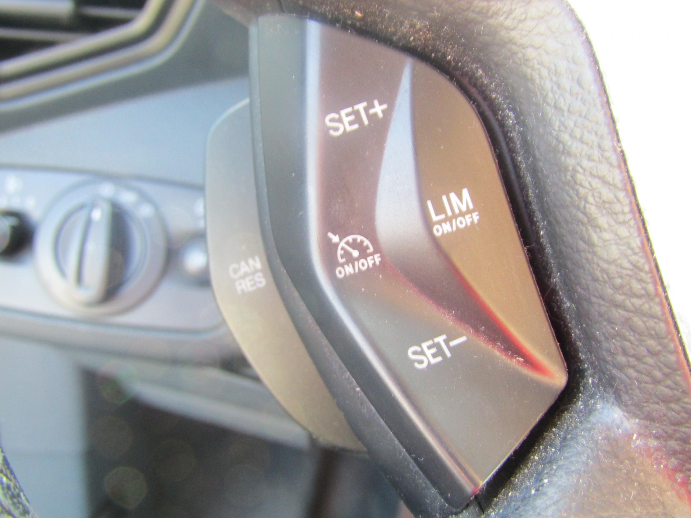 Ford C-MAX, 2012 - pohled č. 16