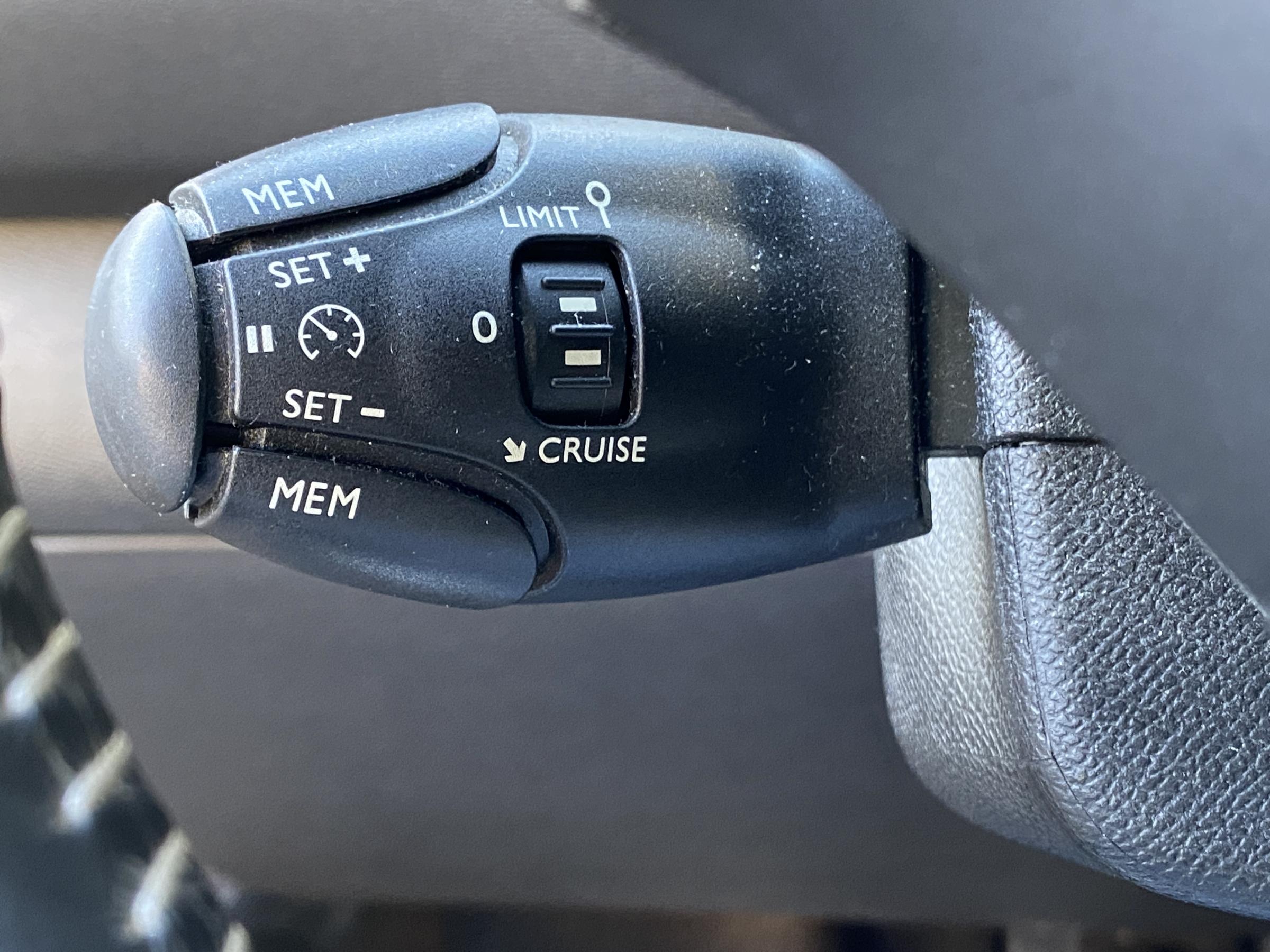 Peugeot 308, 2015 - pohled č. 13