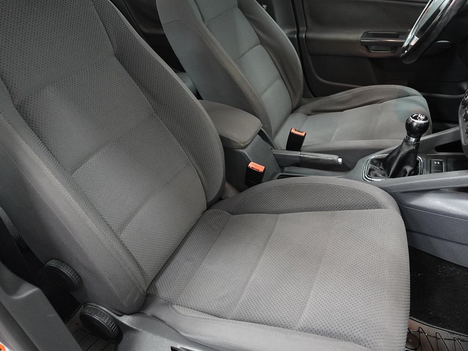 Volkswagen Golf 1.6i 