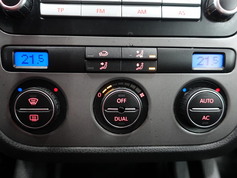 Volkswagen Golf 1.6i 