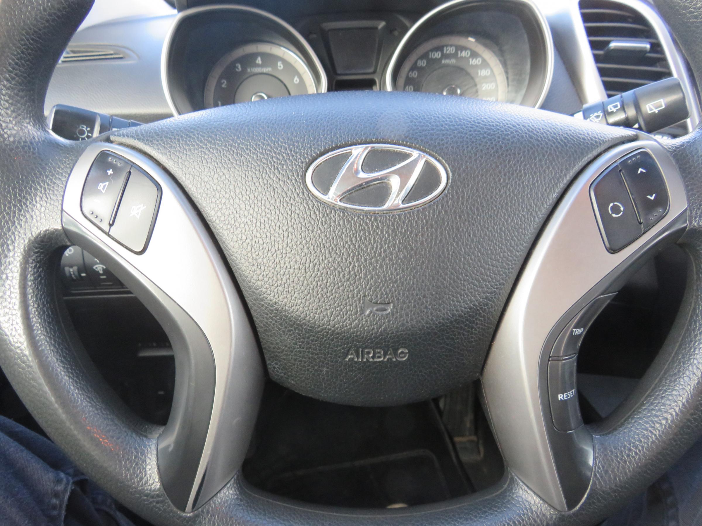 Hyundai i30, 2012 - pohled č. 13