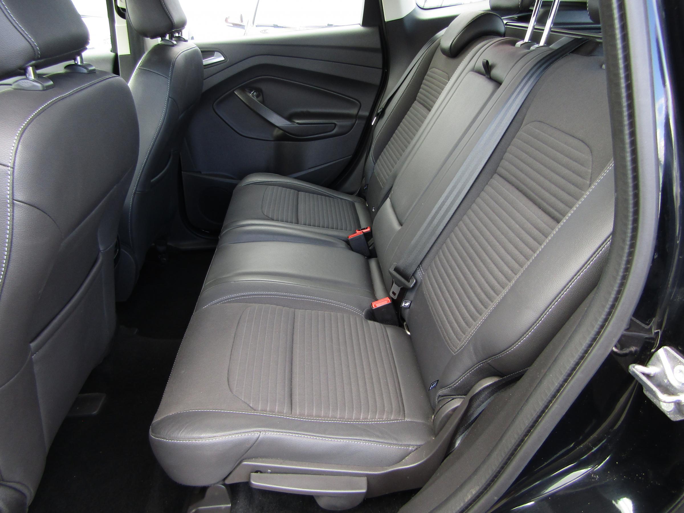 Ford Kuga, 2019 - pohled č. 11