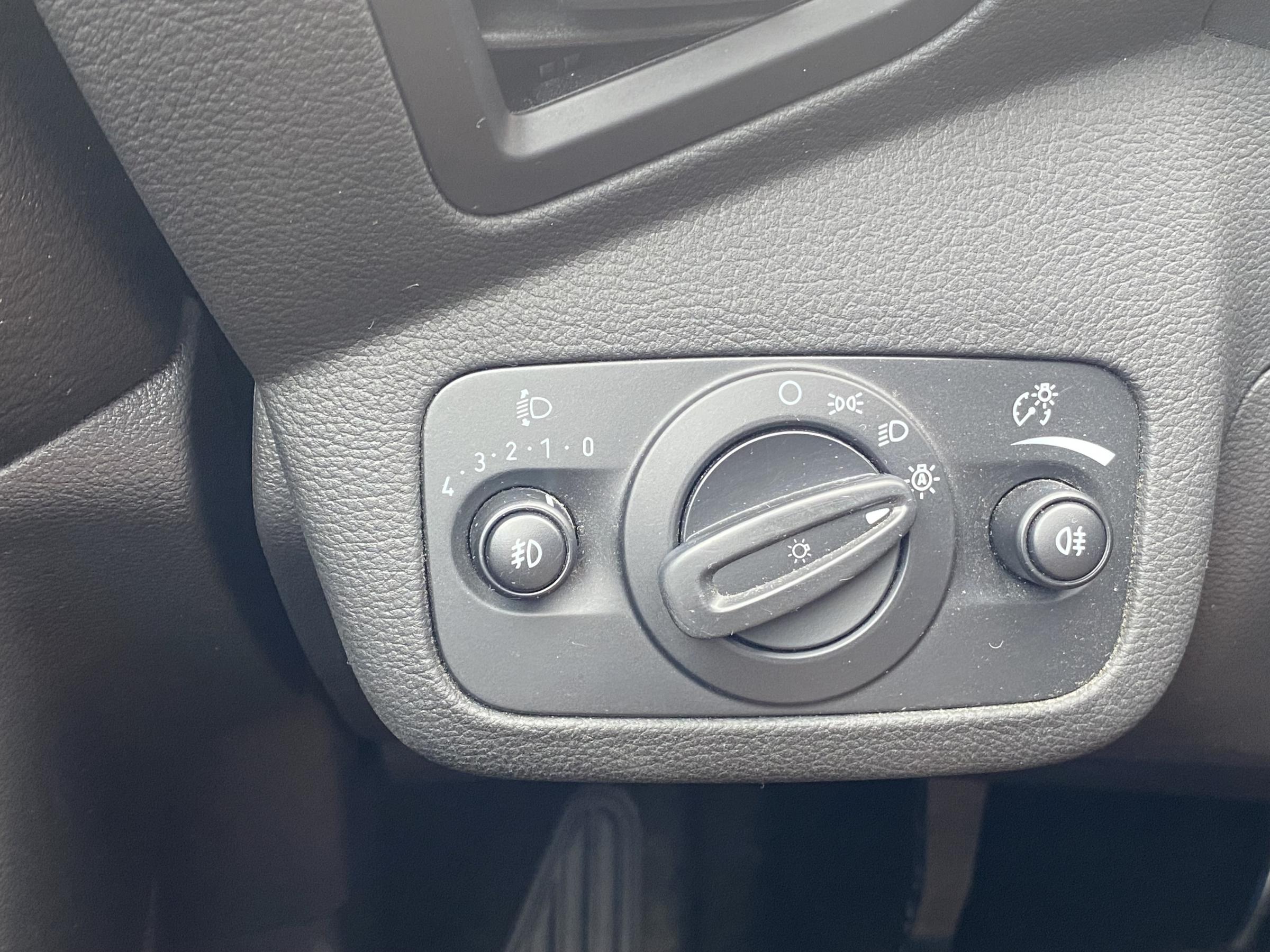 Ford Kuga, 2019 - pohled č. 16