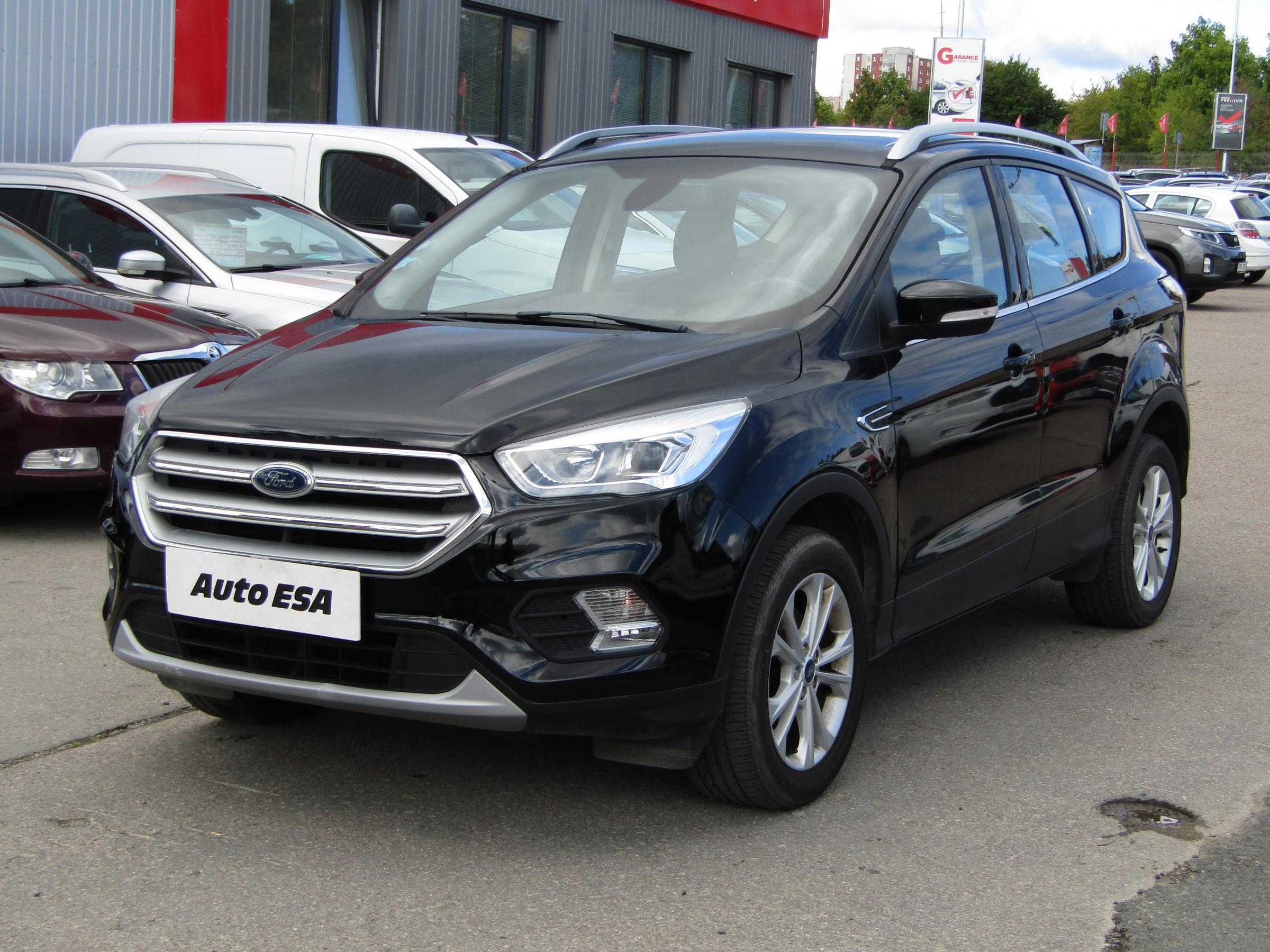 Ford Kuga, 2019 - pohled č. 3