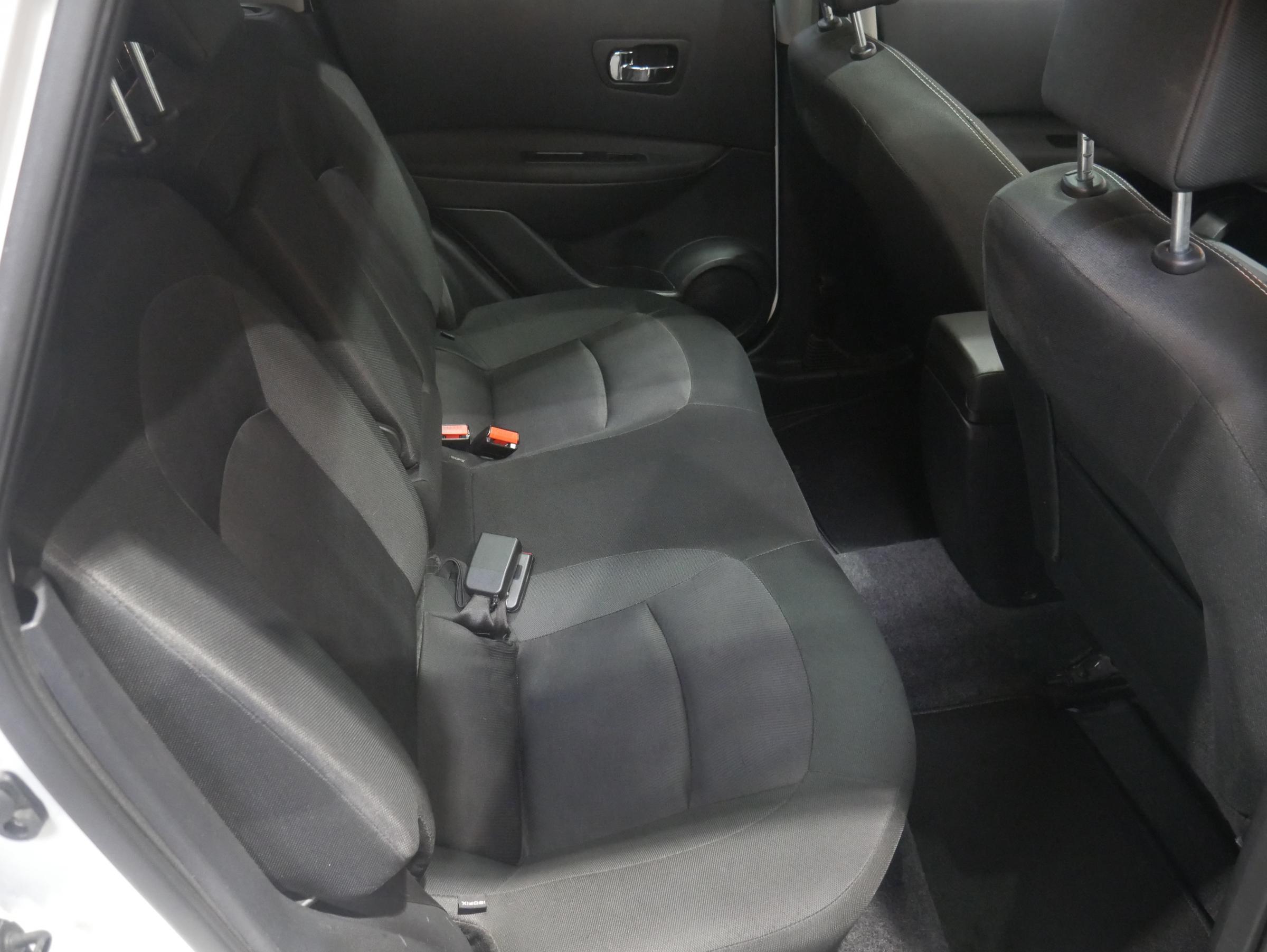 Nissan Qashqai, 2012 - pohled č. 13