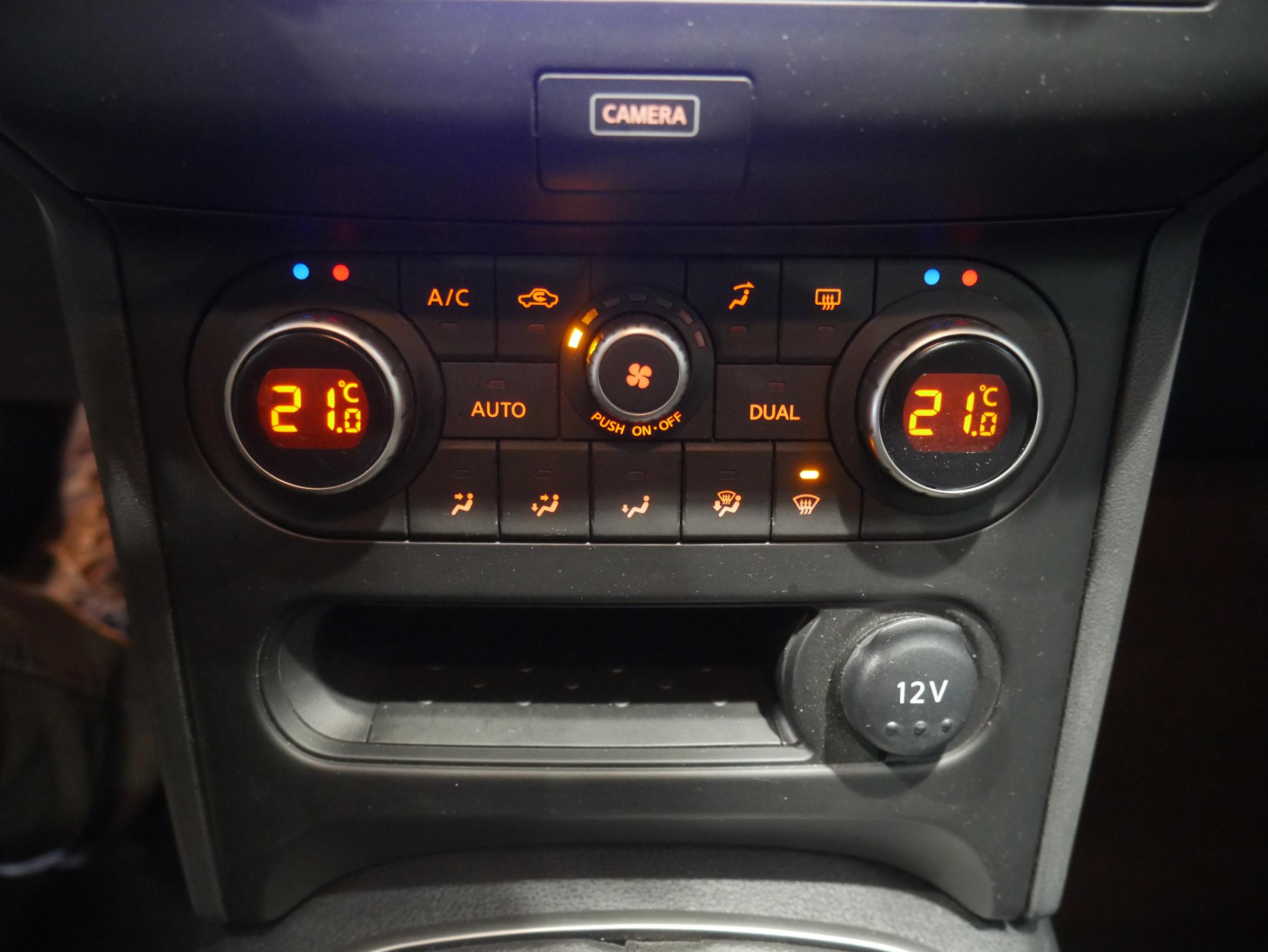 Nissan Qashqai, 2012 - pohled č. 20