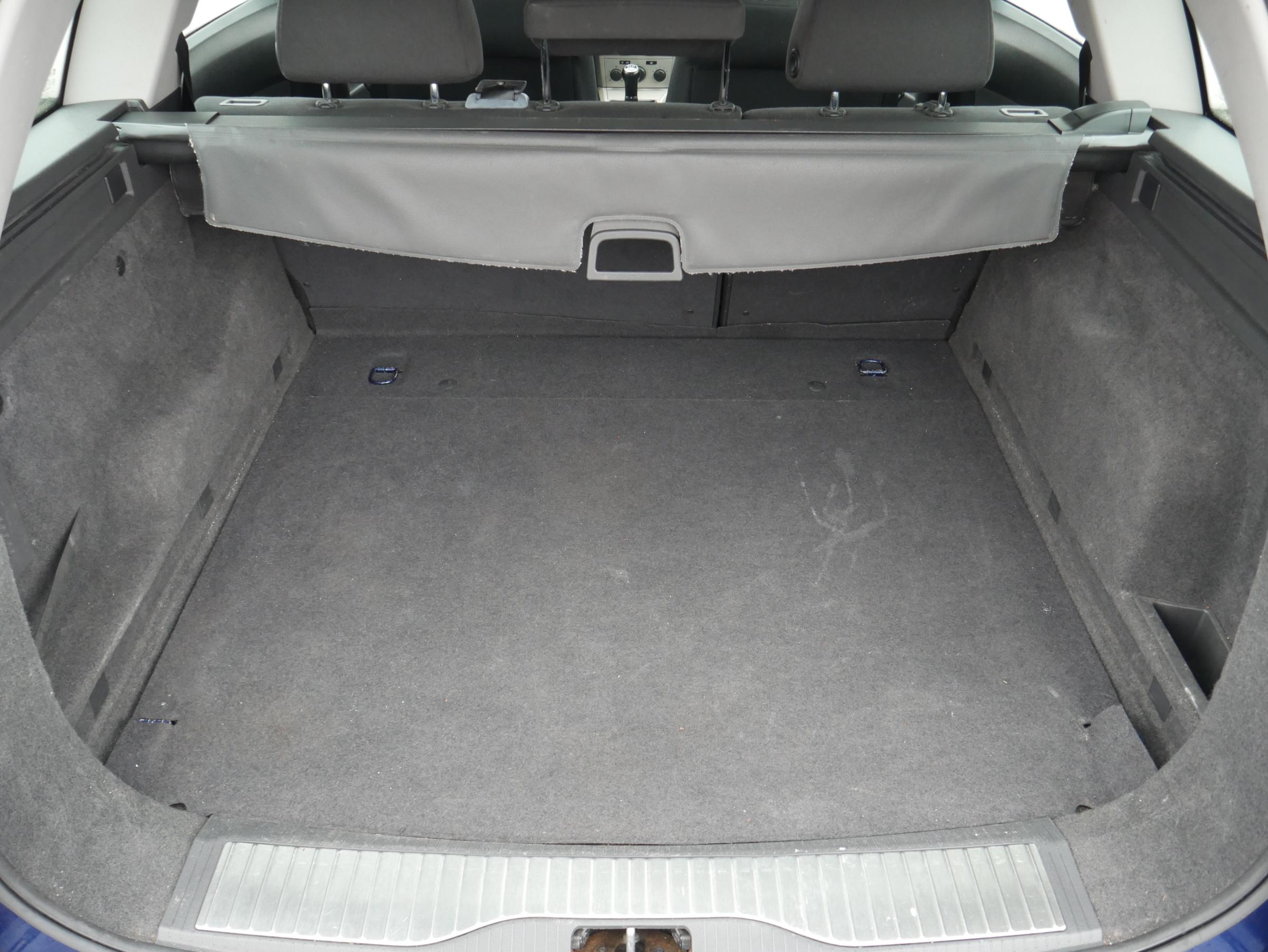 Opel Astra, 2008 - pohled č. 7