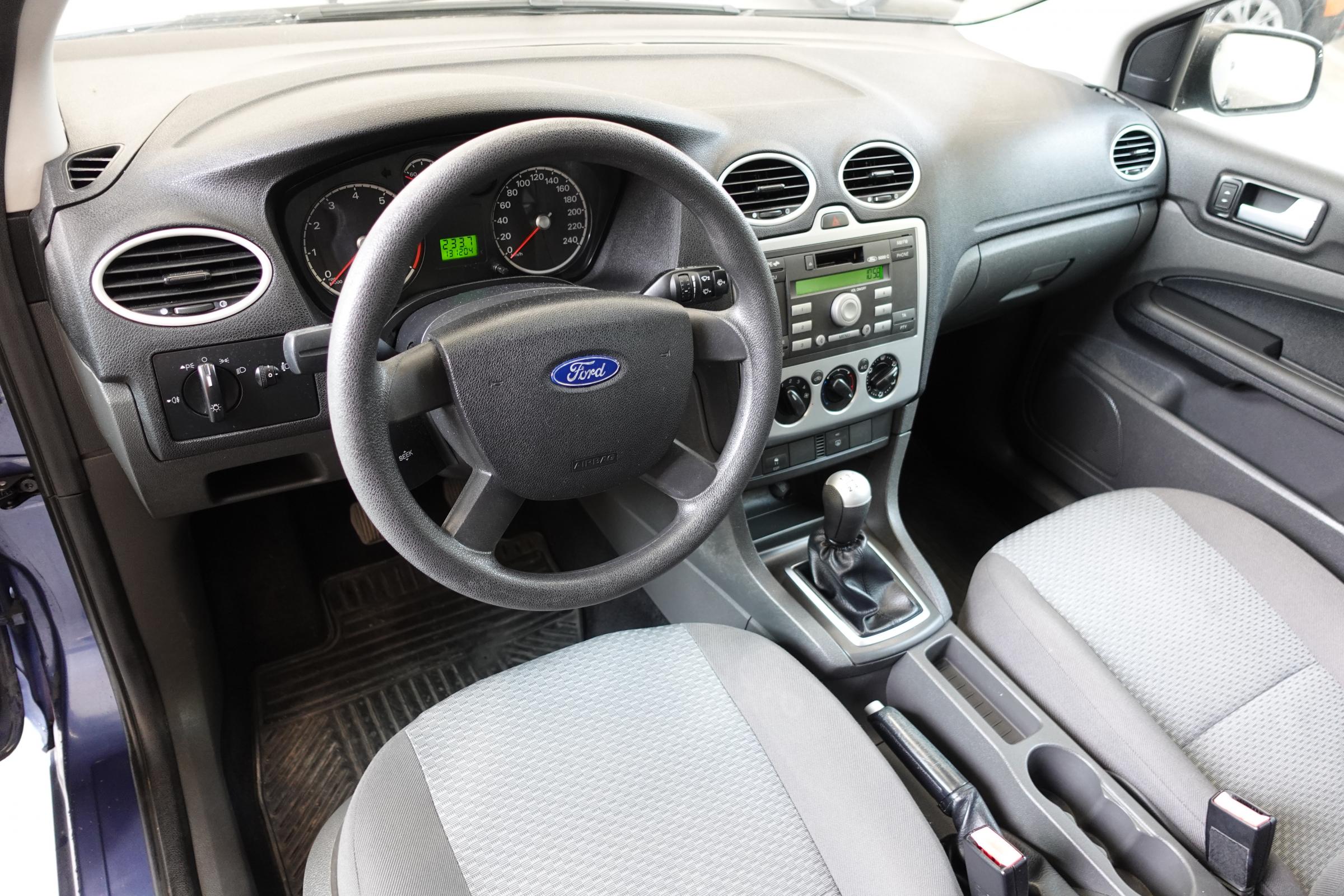 Ford Focus, 2006 - pohled č. 17