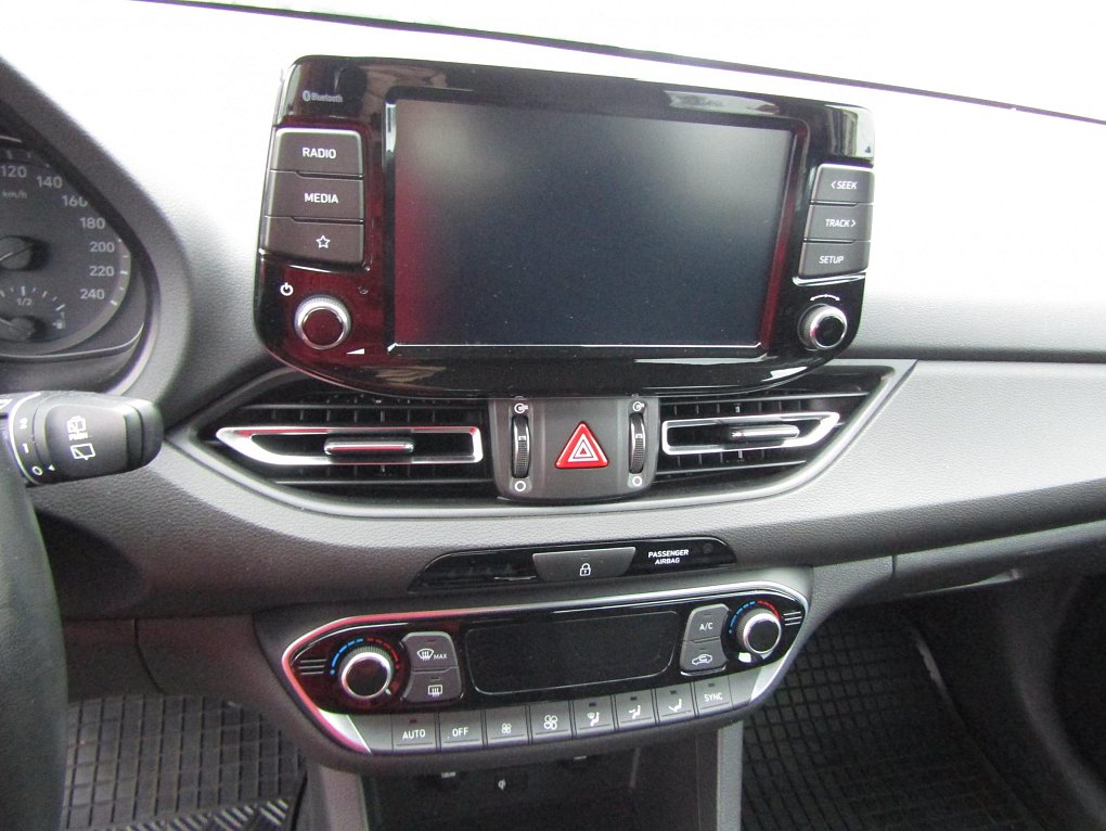 Hyundai I30 1.5T-GDi Smart