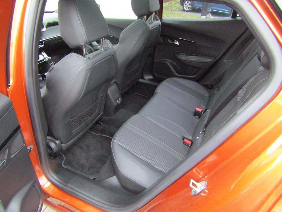 Peugeot 2008 1.2PT GT Line