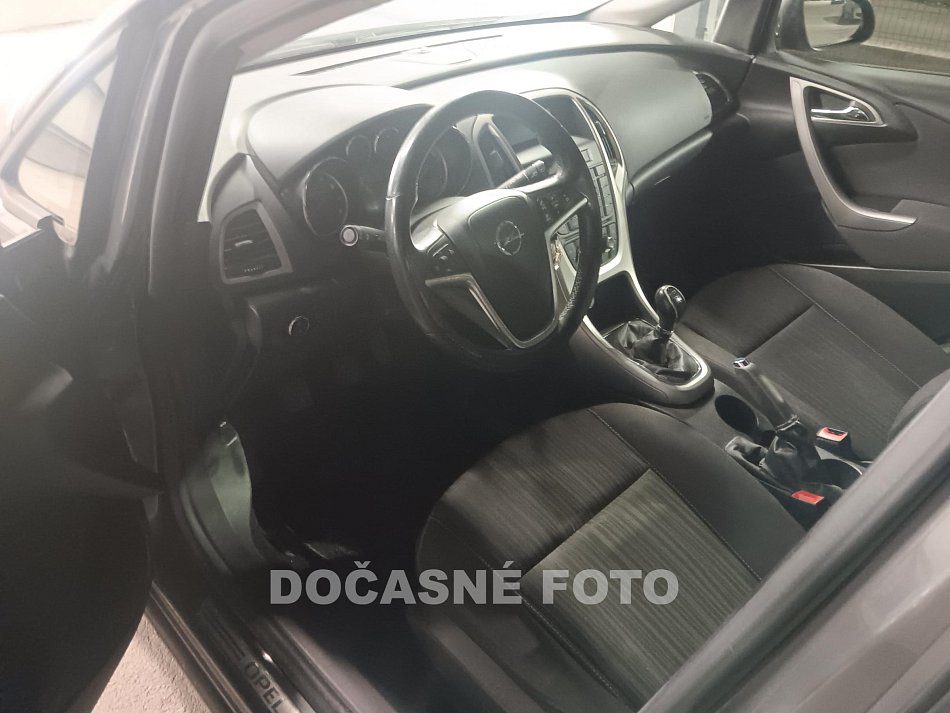 Opel Astra 1.4T 