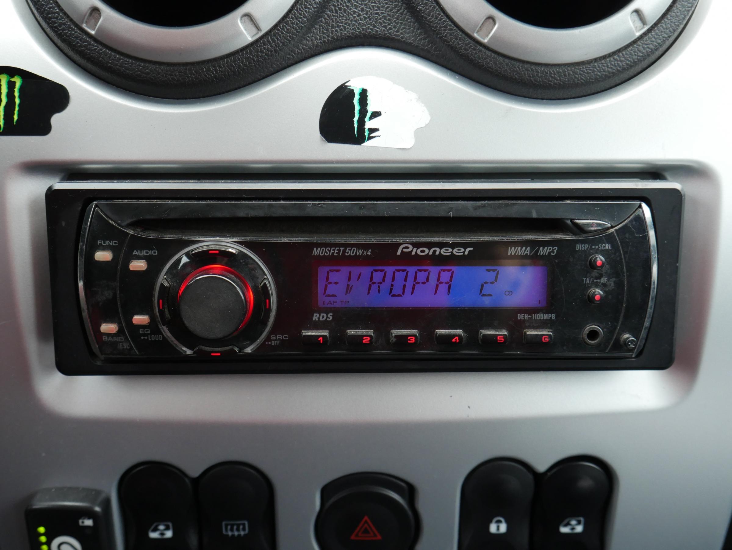 Dacia Logan, 2010 - pohled č. 12