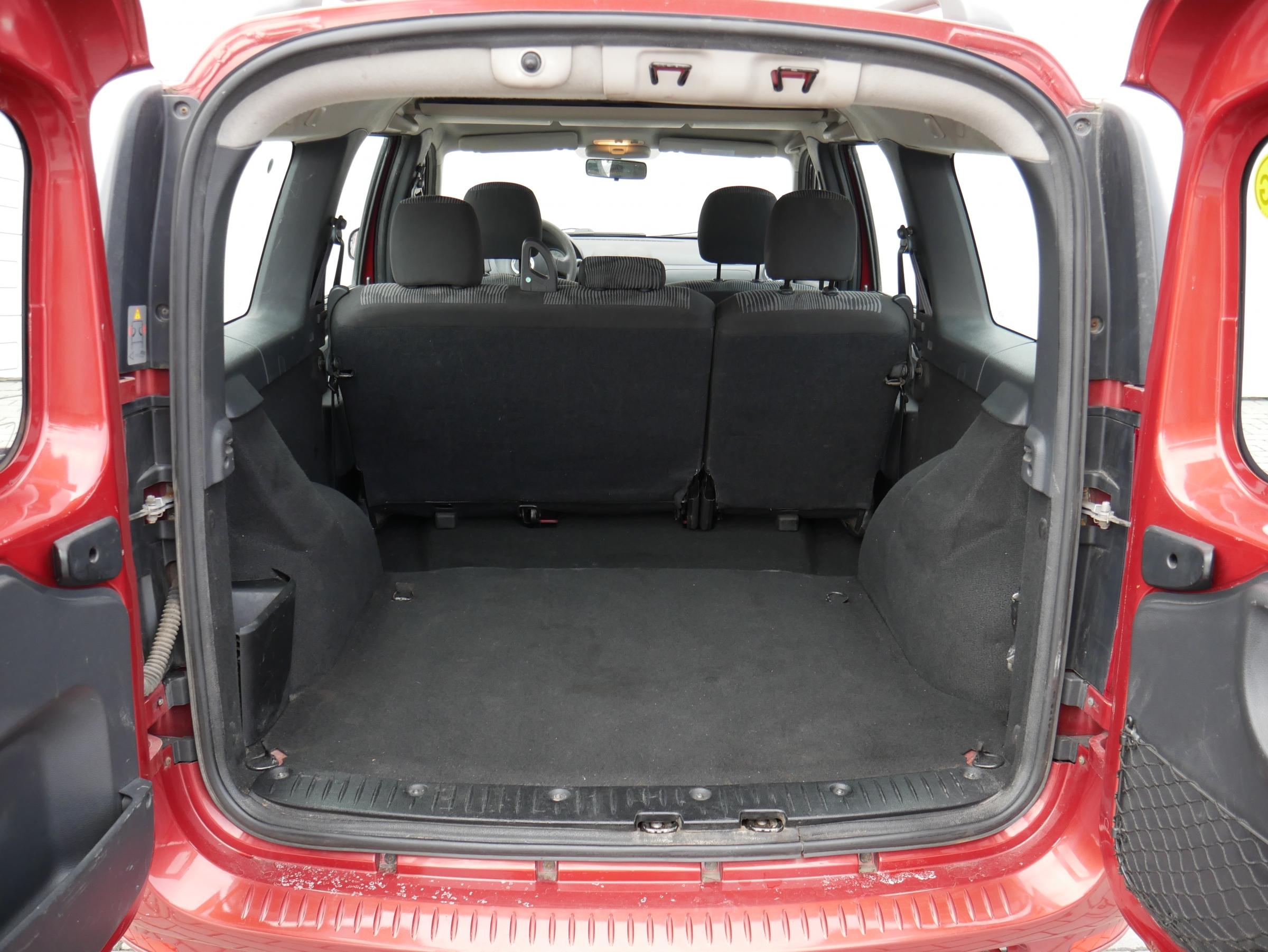 Dacia Logan, 2010 - pohled č. 7