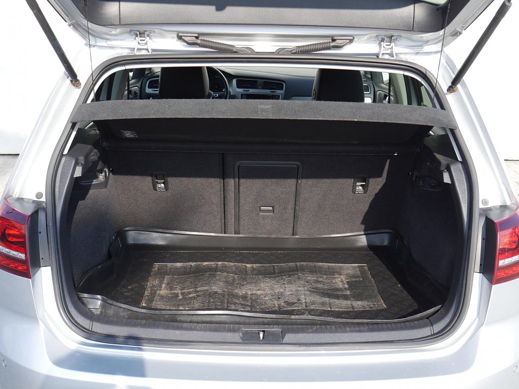 Volkswagen Golf 1.2TSi 