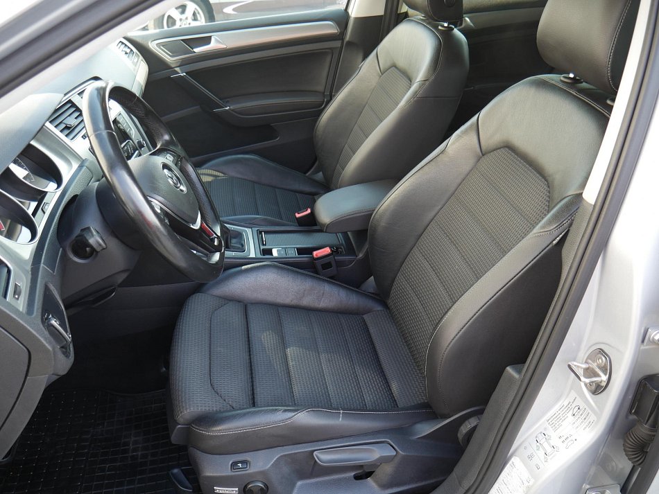 Volkswagen Golf 1.2TSi 