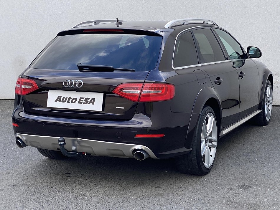 Audi A4 Allroad 3.0TDi  Quattro