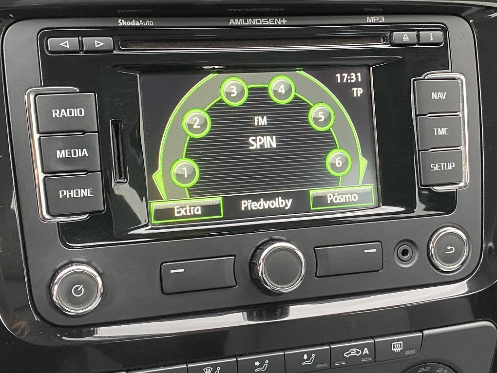 Škoda Octavia II 2.0 TDi L&K