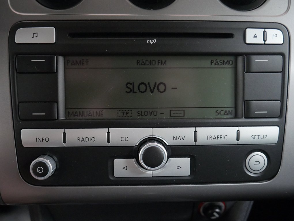 Volkswagen Touran 1.6i 