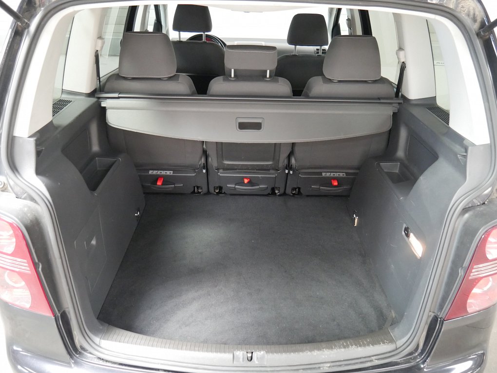 Volkswagen Touran 1.6i 