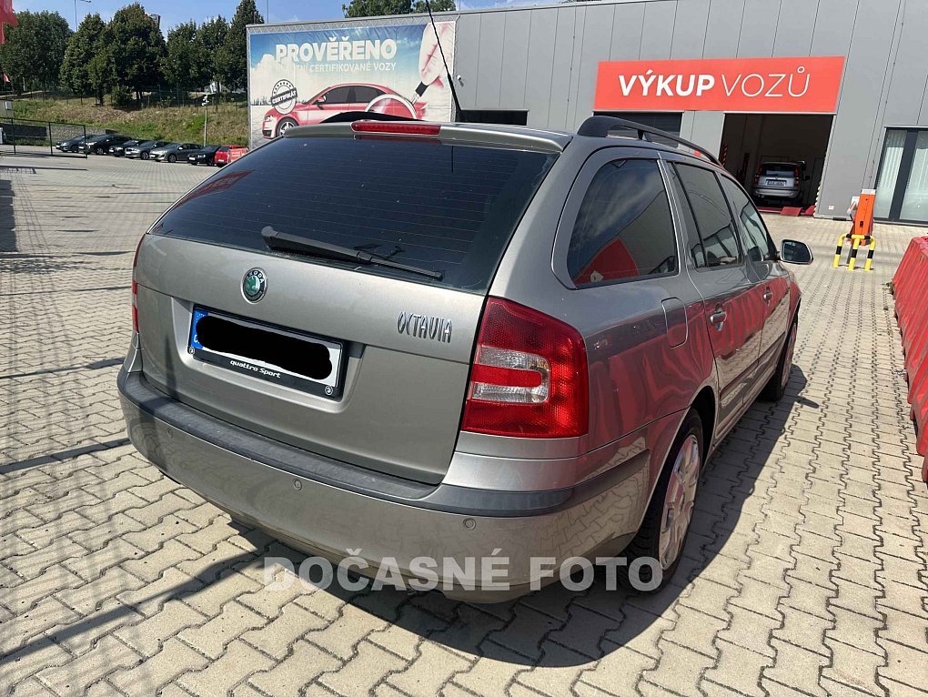 Škoda Octavia II 2.0 FSi 