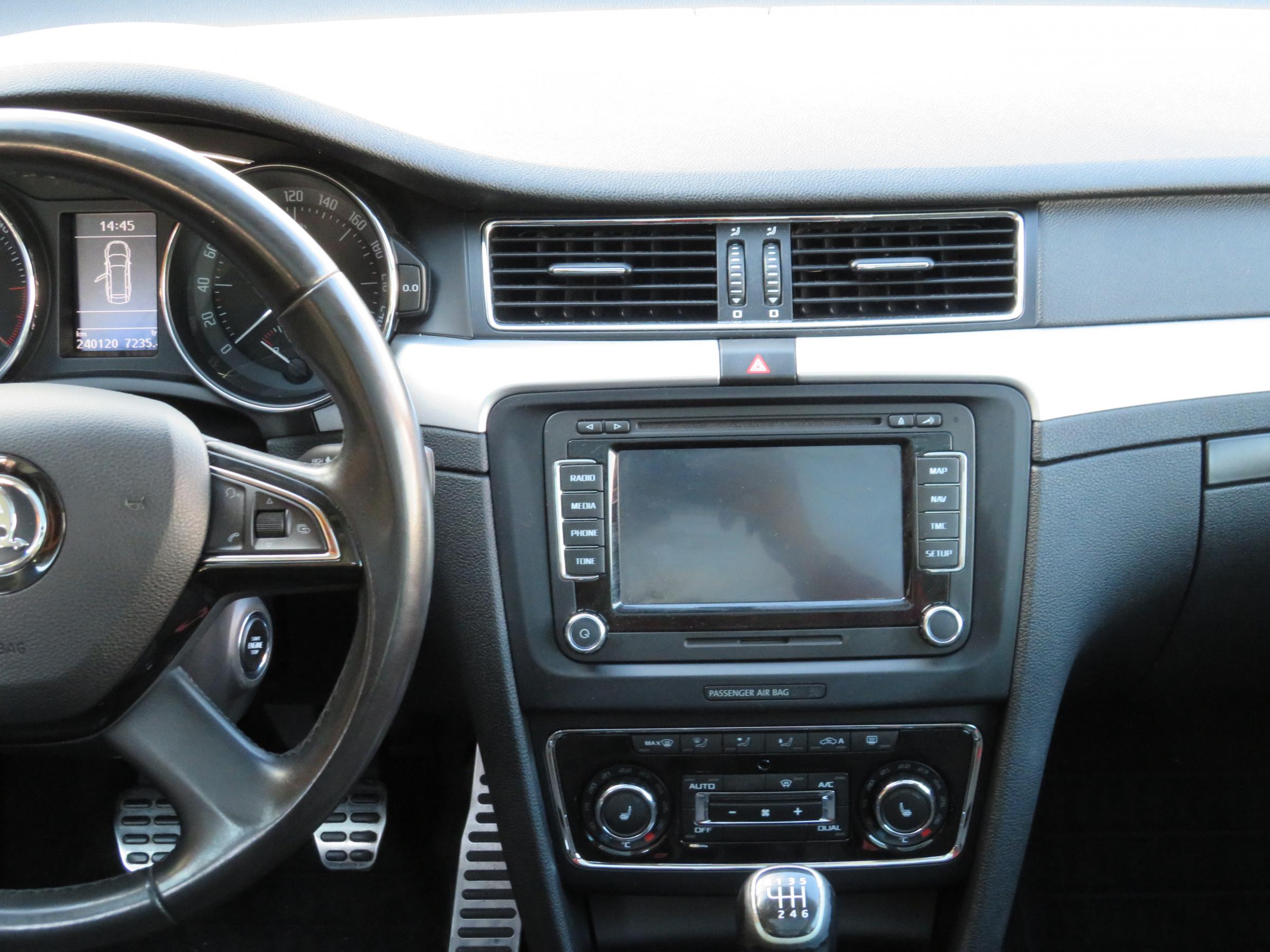 Škoda Superb II, 2014 - pohled č. 11