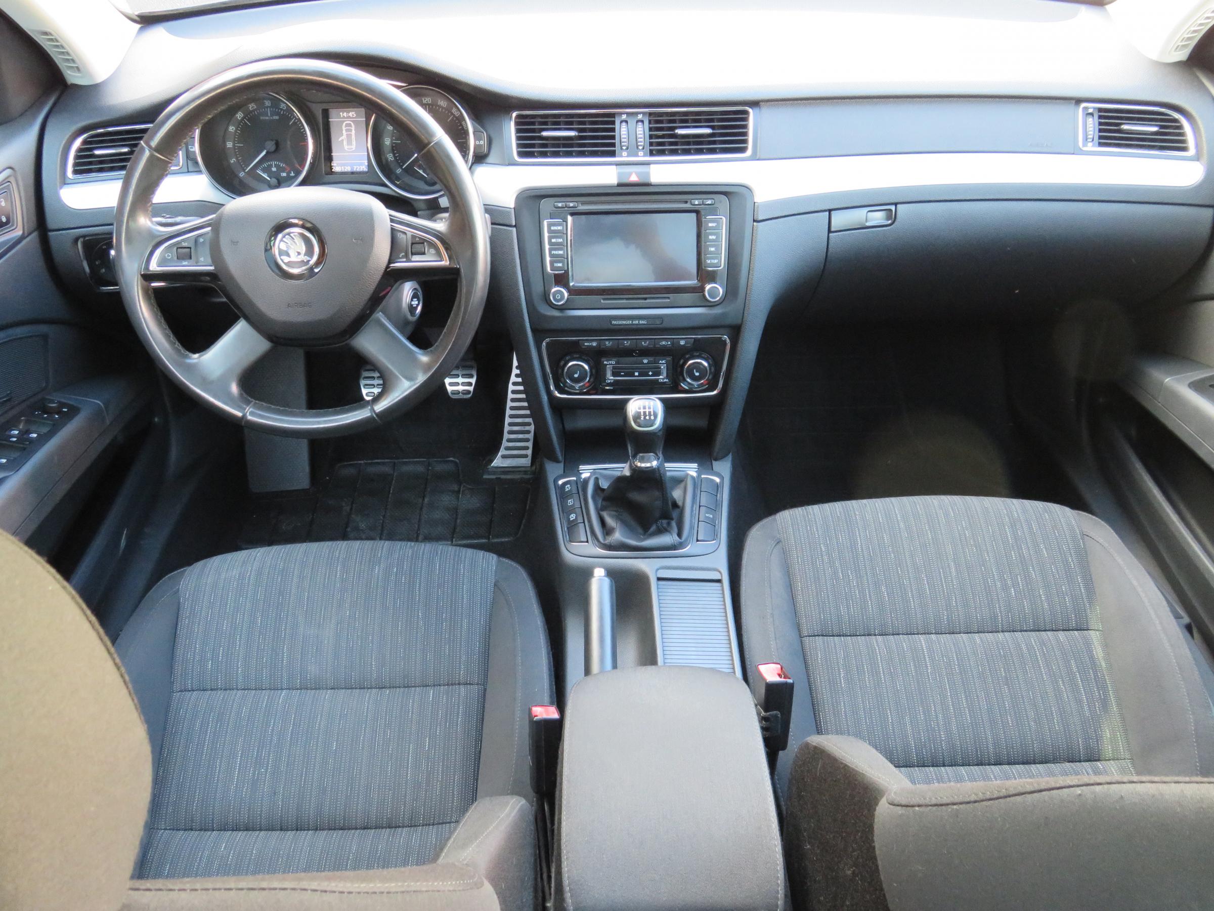 Škoda Superb II, 2014 - pohled č. 8
