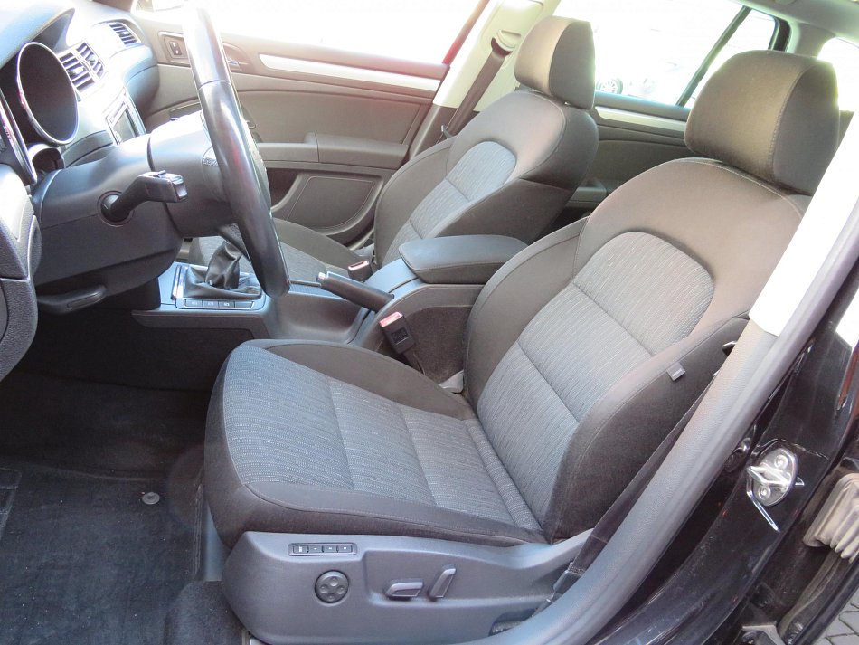 Škoda Superb II 2.0 TDi Elegance