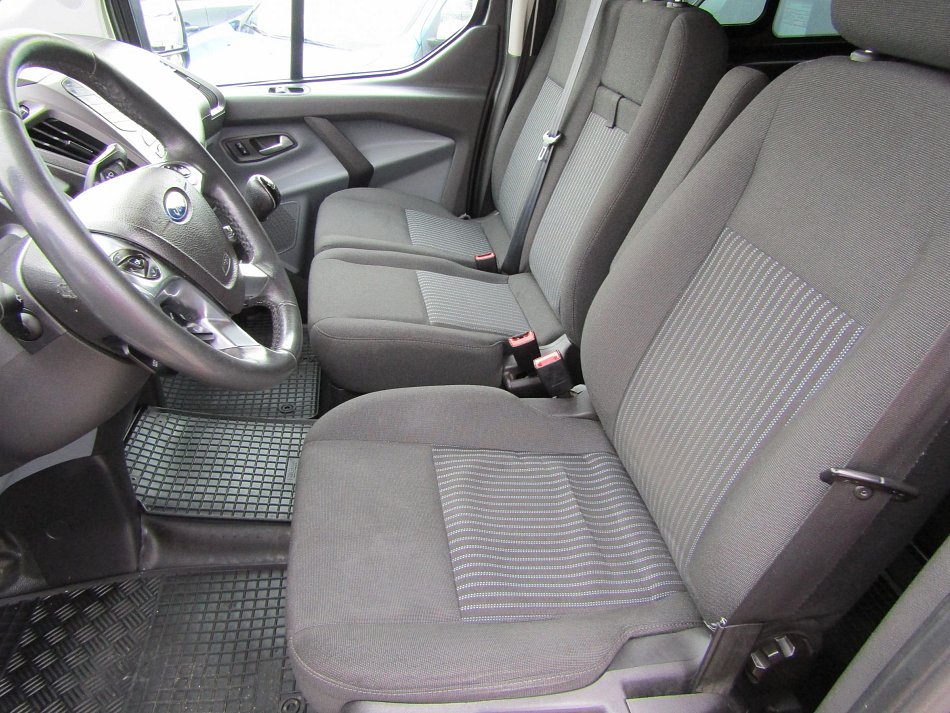 Ford Transit Custom 2.2TDCi Trend L2 6míst