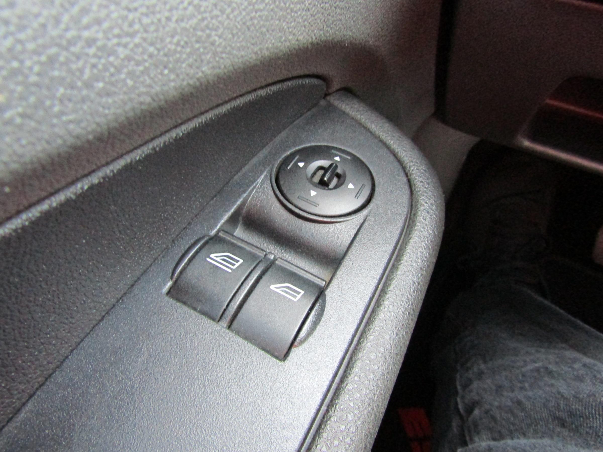 Ford Focus, 2005 - pohled č. 11