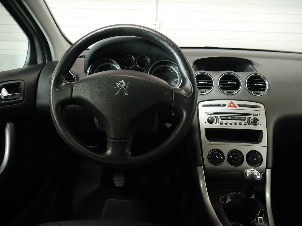 Peugeot 308 1.4i 