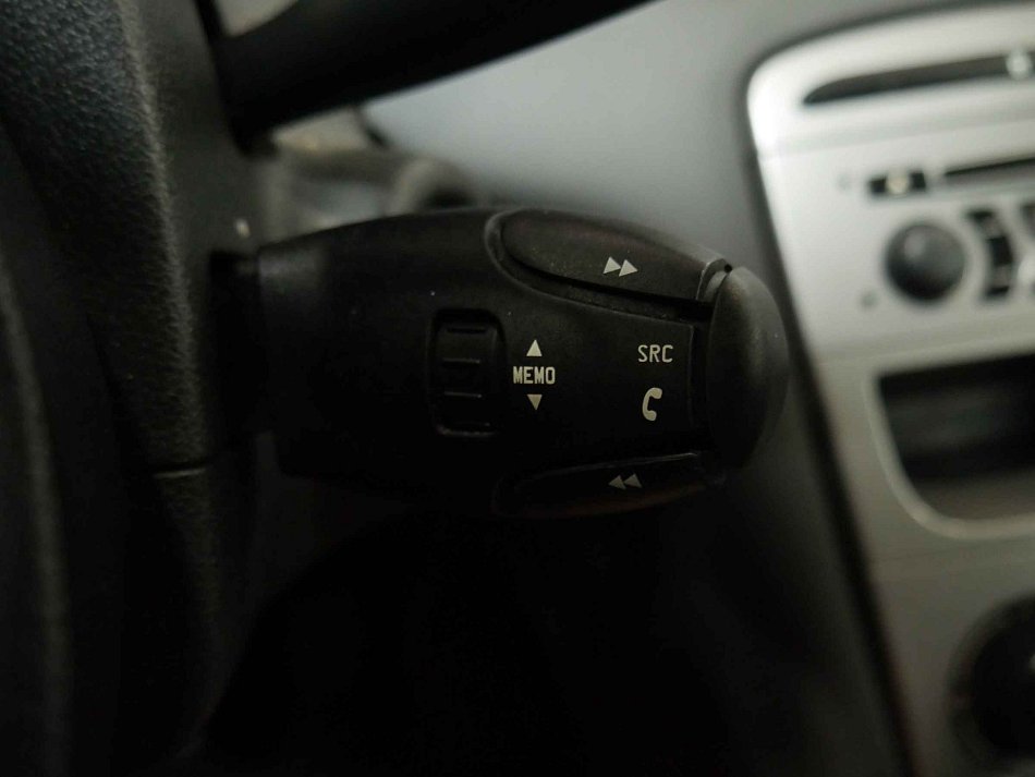 Peugeot 308 1.4i 