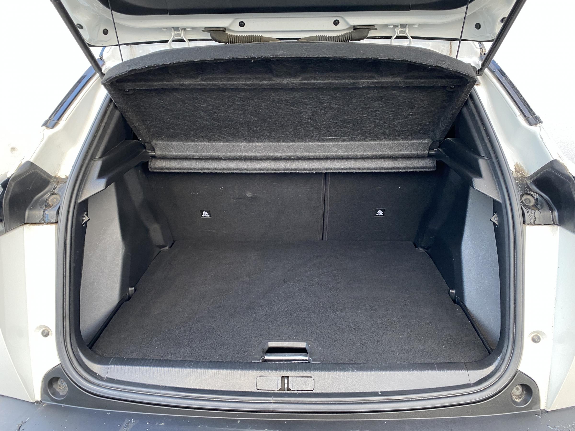 Peugeot 2008, 2020 - pohled č. 7