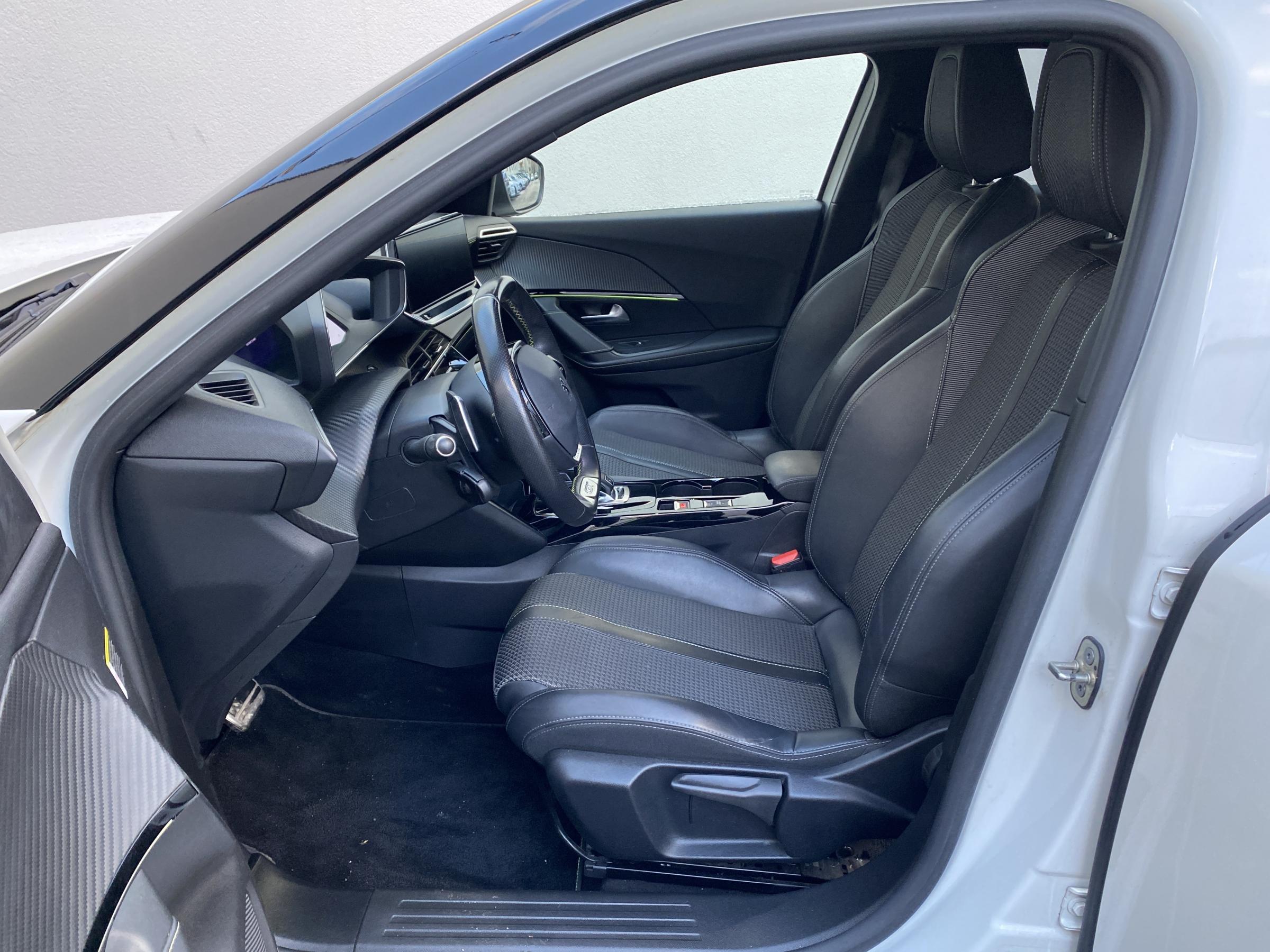 Peugeot 2008, 2020 - pohled č. 9