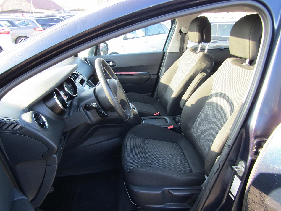 Peugeot 5008 2.0 HDi 