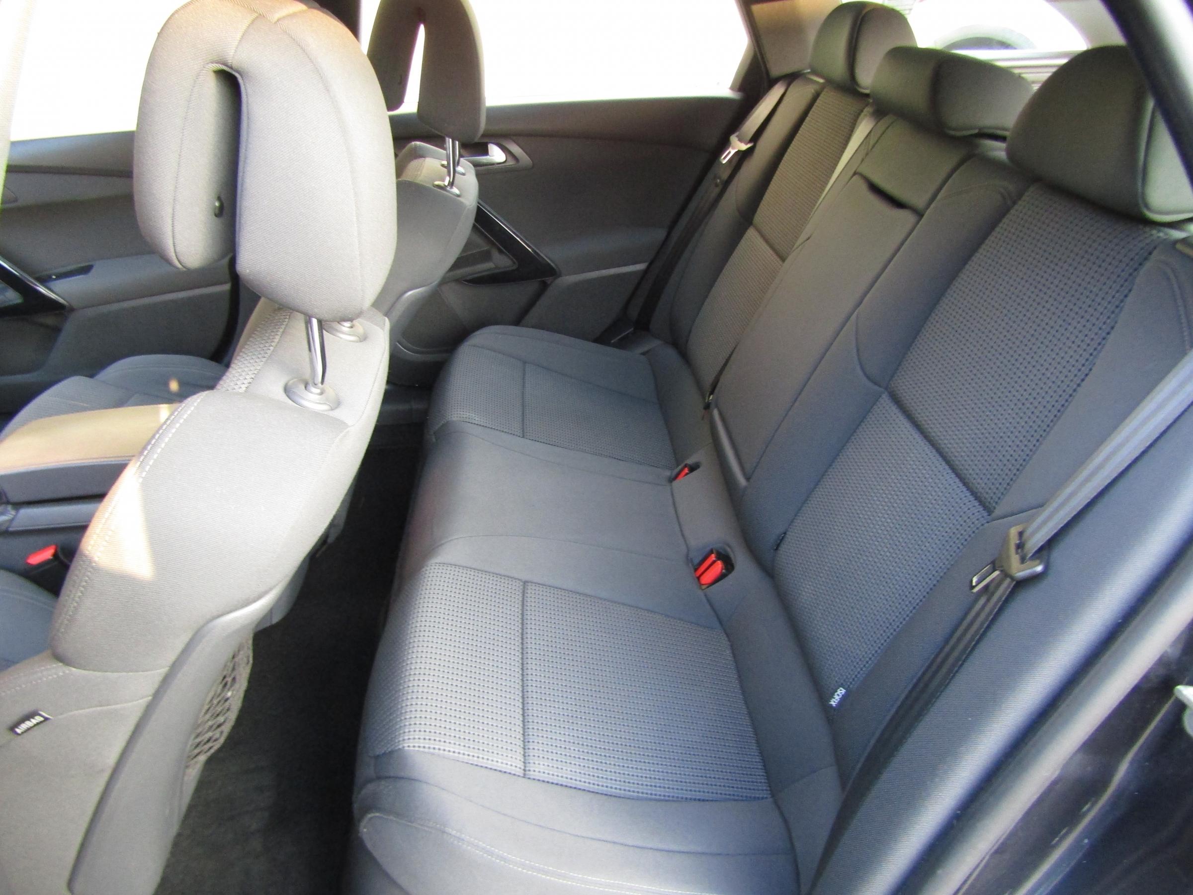 Peugeot 508, 2011 - pohled č. 10