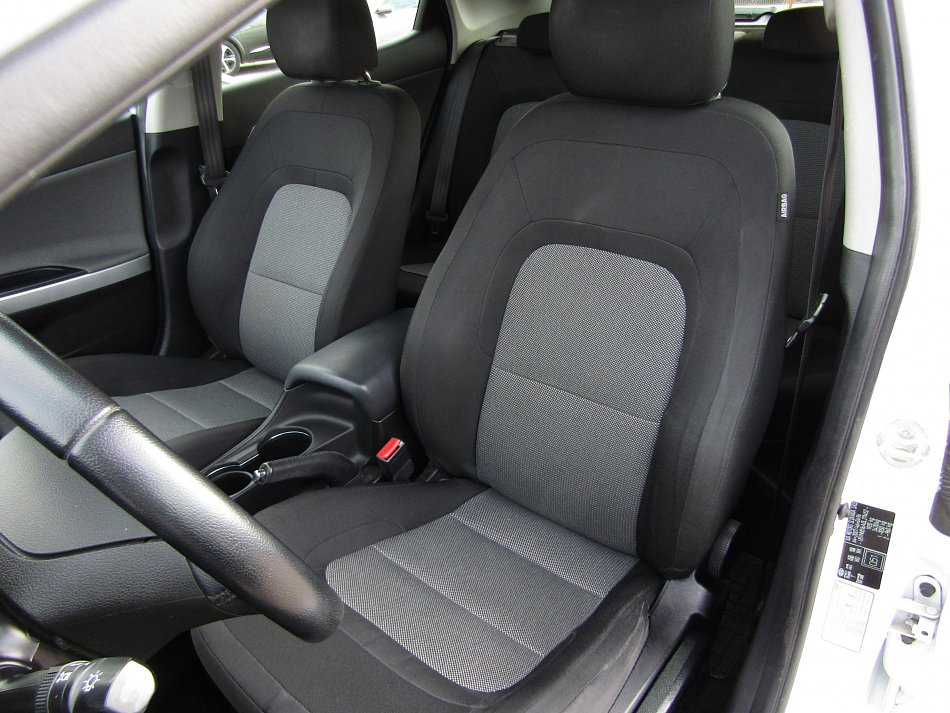 Kia Ceed 1.6 CRDi Exclusive