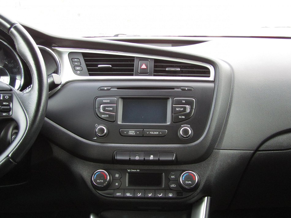 Kia Ceed 1.6 CRDi Exclusive