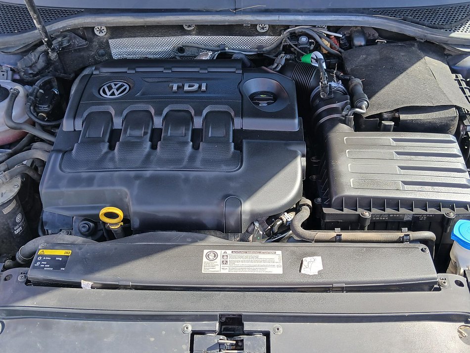 Volkswagen Passat 2.0 TDi 