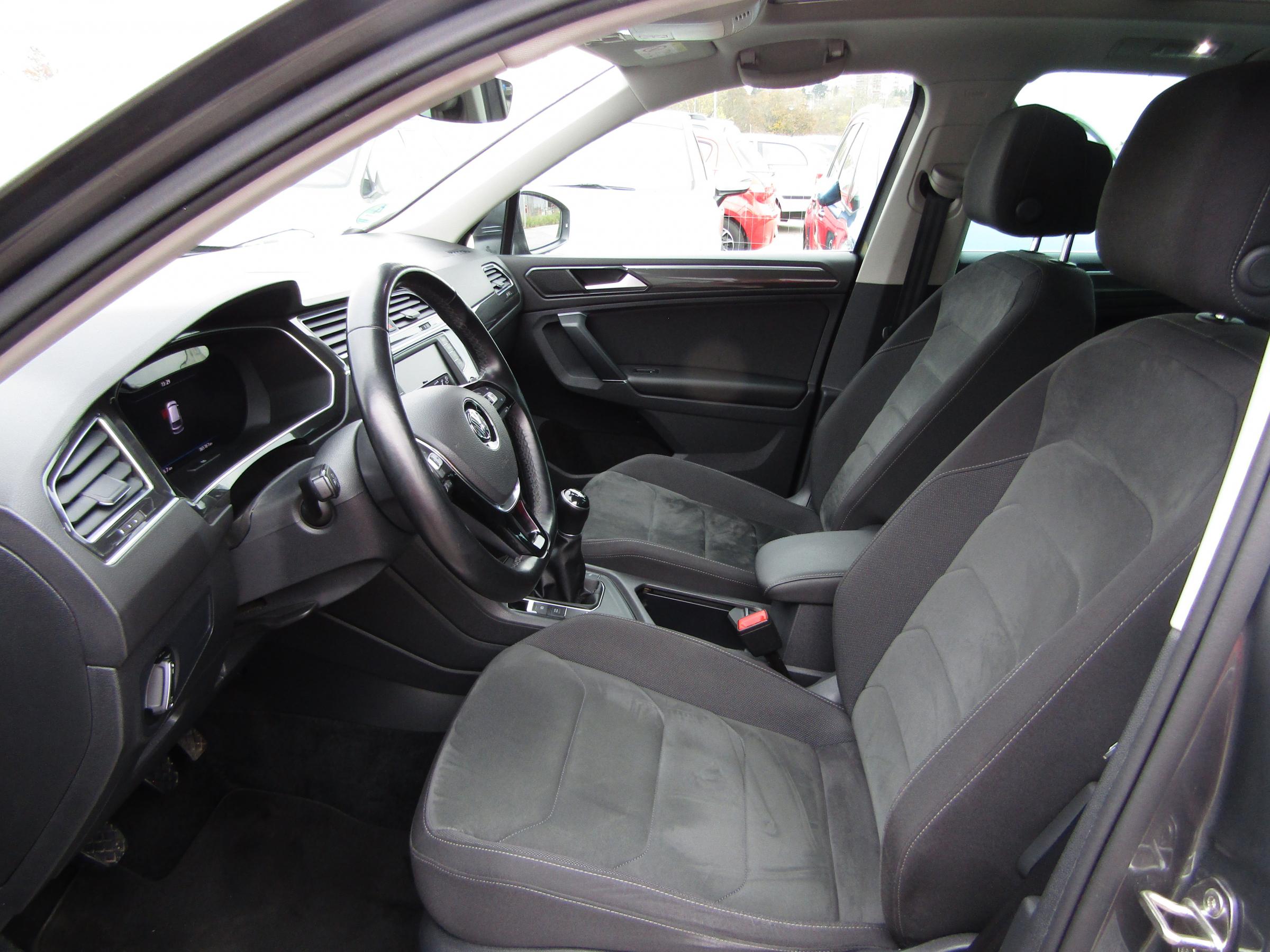 Volkswagen Tiguan, 2016 - pohled č. 9