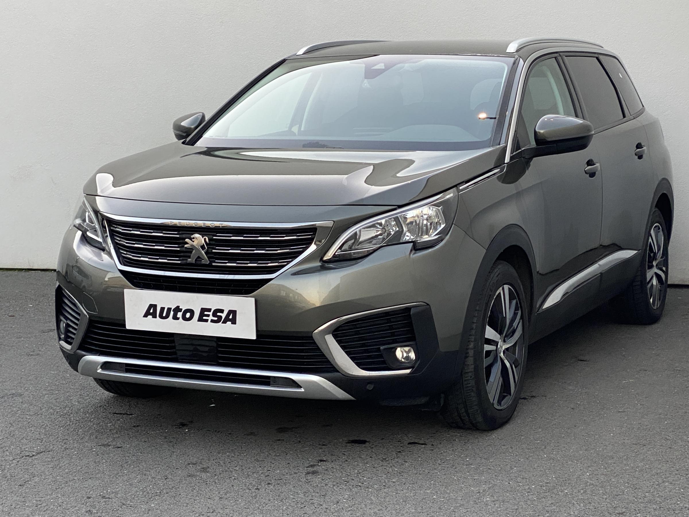 Peugeot 5008, 2019 - pohled č. 3