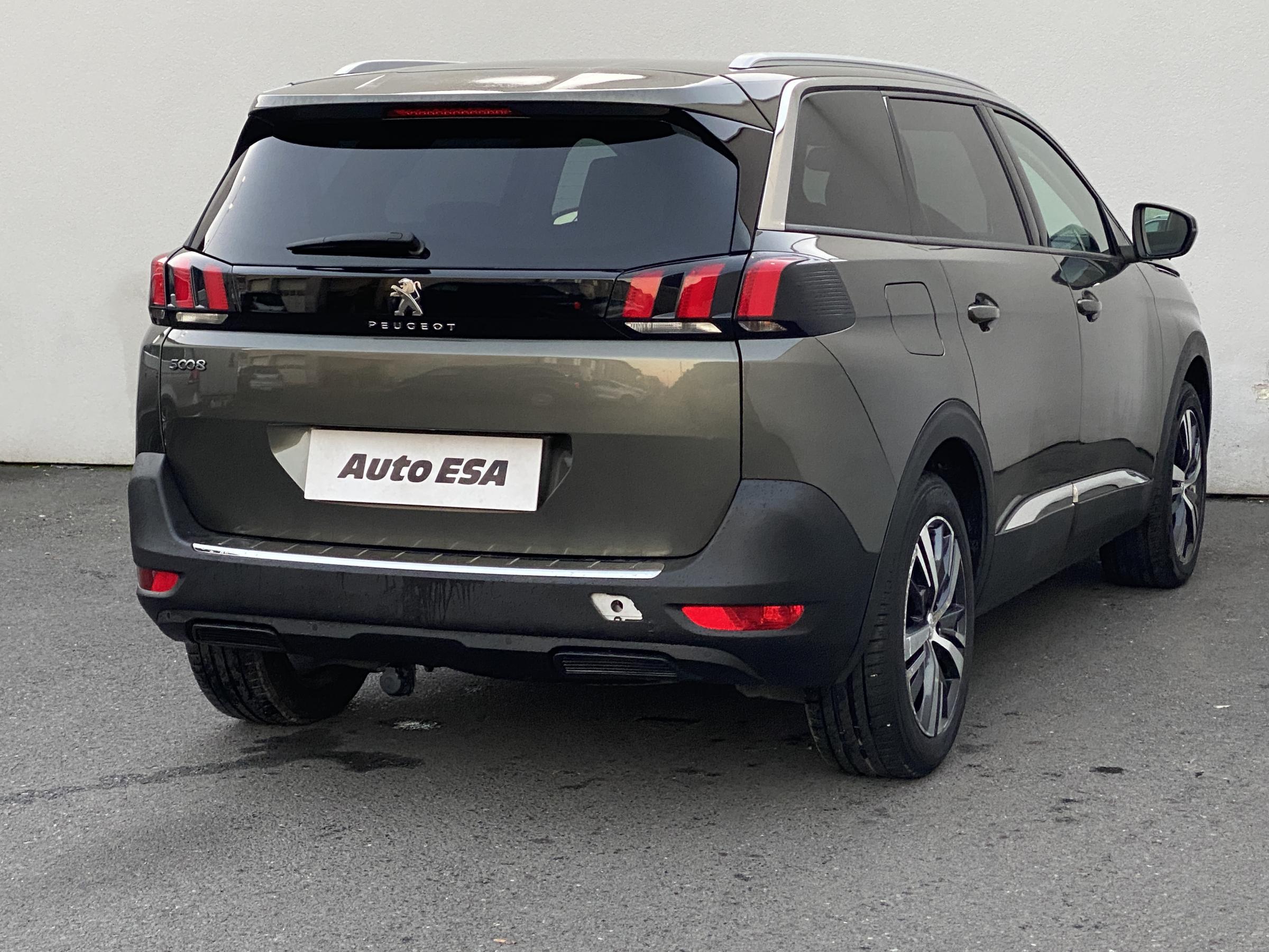 Peugeot 5008, 2019 - pohled č. 4