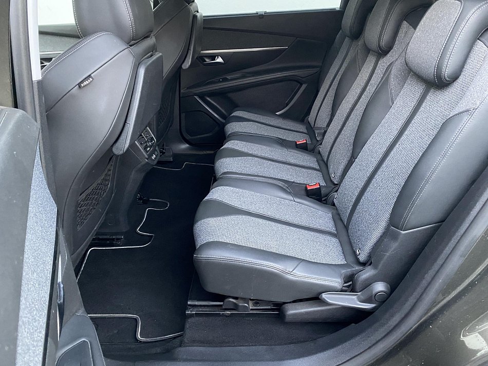 Peugeot 5008 1.5 HDi Allure