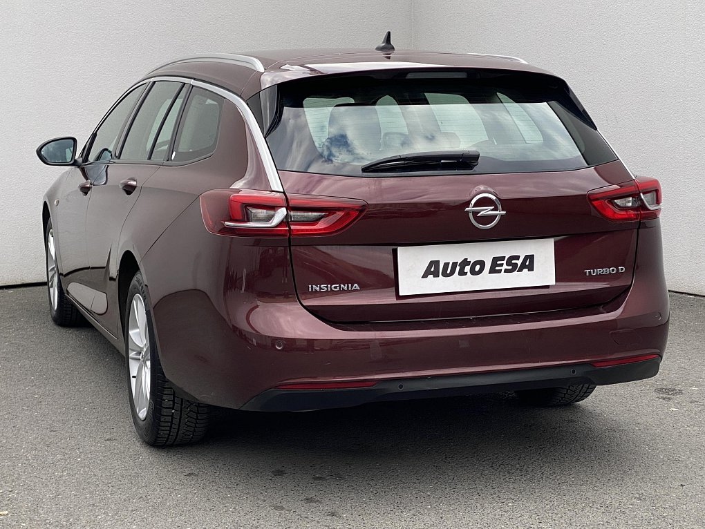 Opel Insignia 1.6 CDTi 