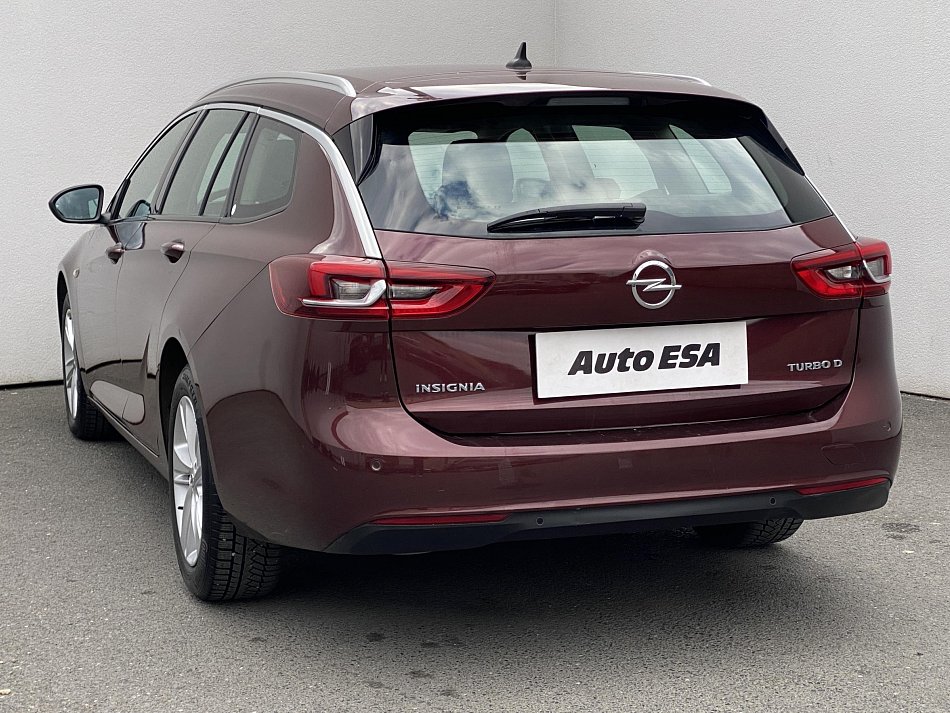 Opel Insignia 1.6 CDTi 