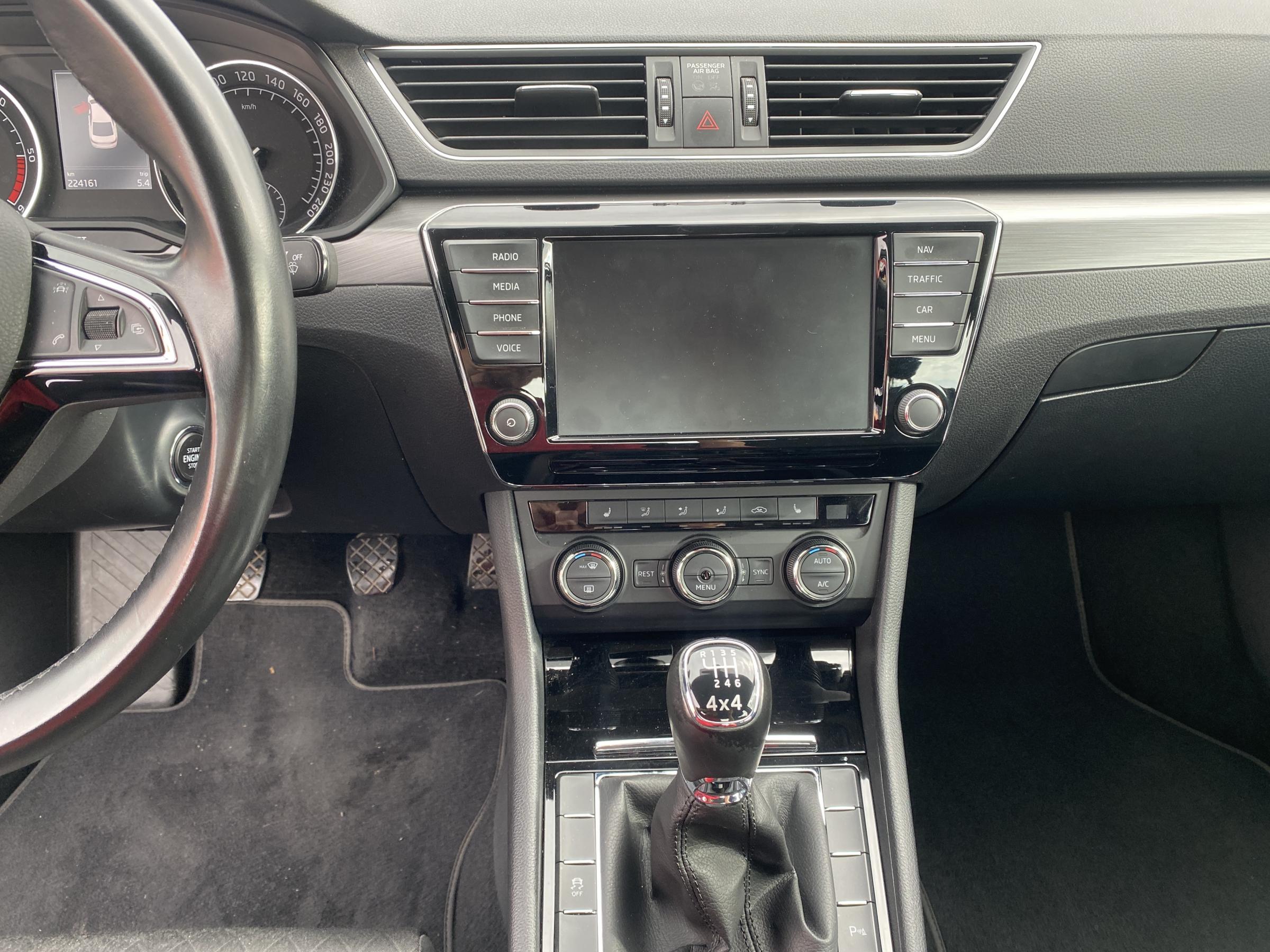 Škoda Superb III, 2016 - pohled č. 14