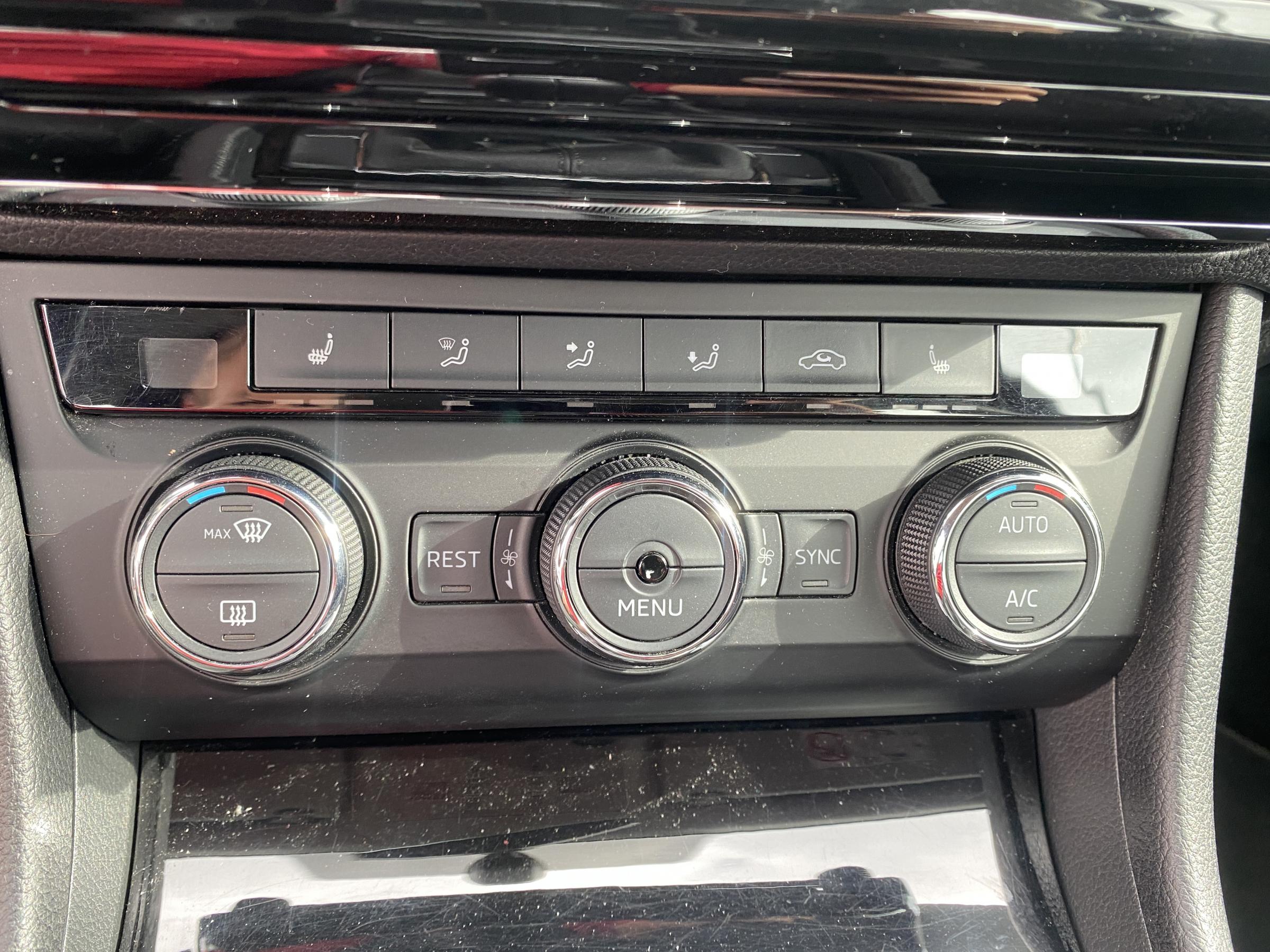 Škoda Superb III, 2016 - pohled č. 17