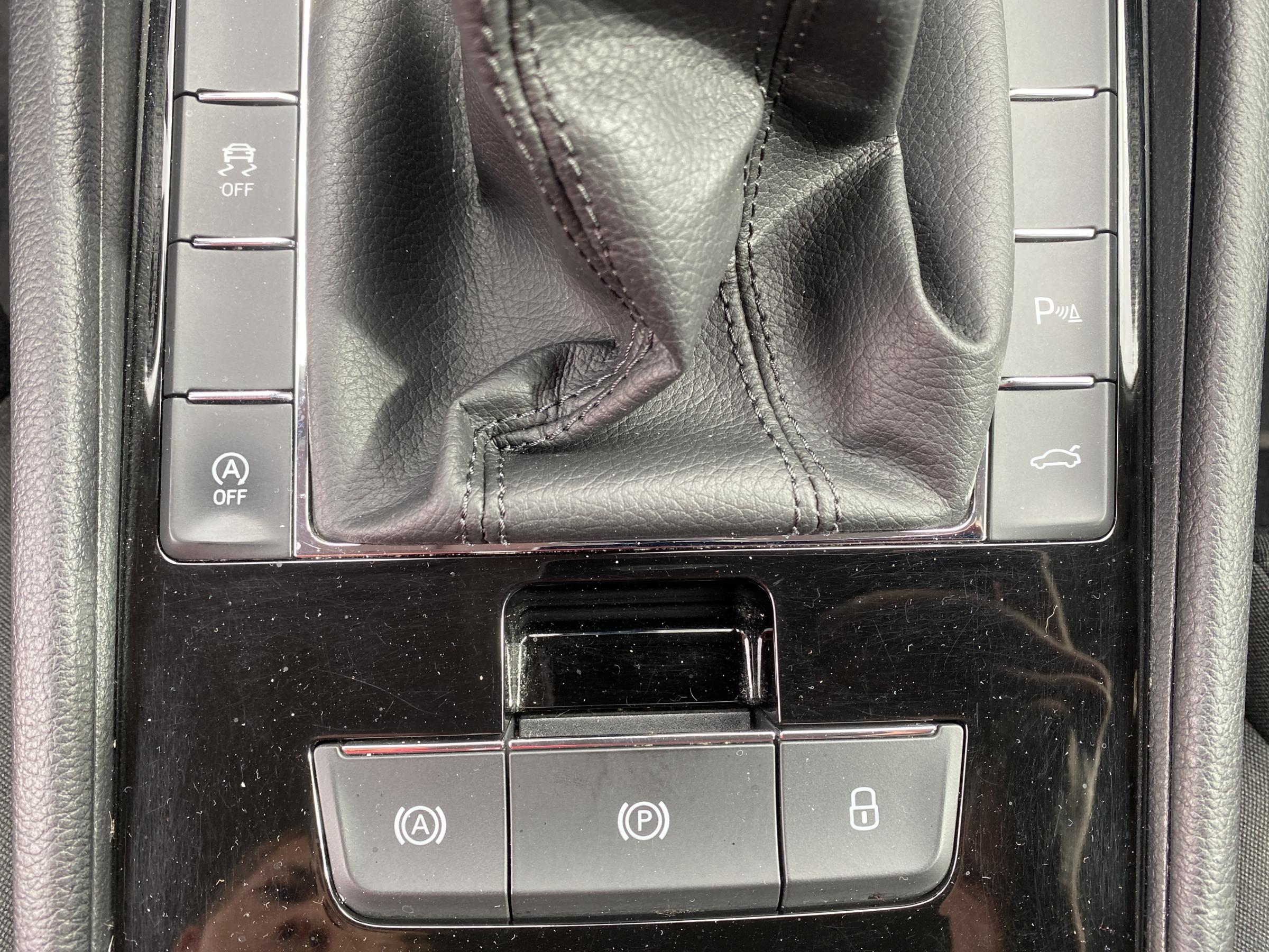 Škoda Superb III, 2016 - pohled č. 19