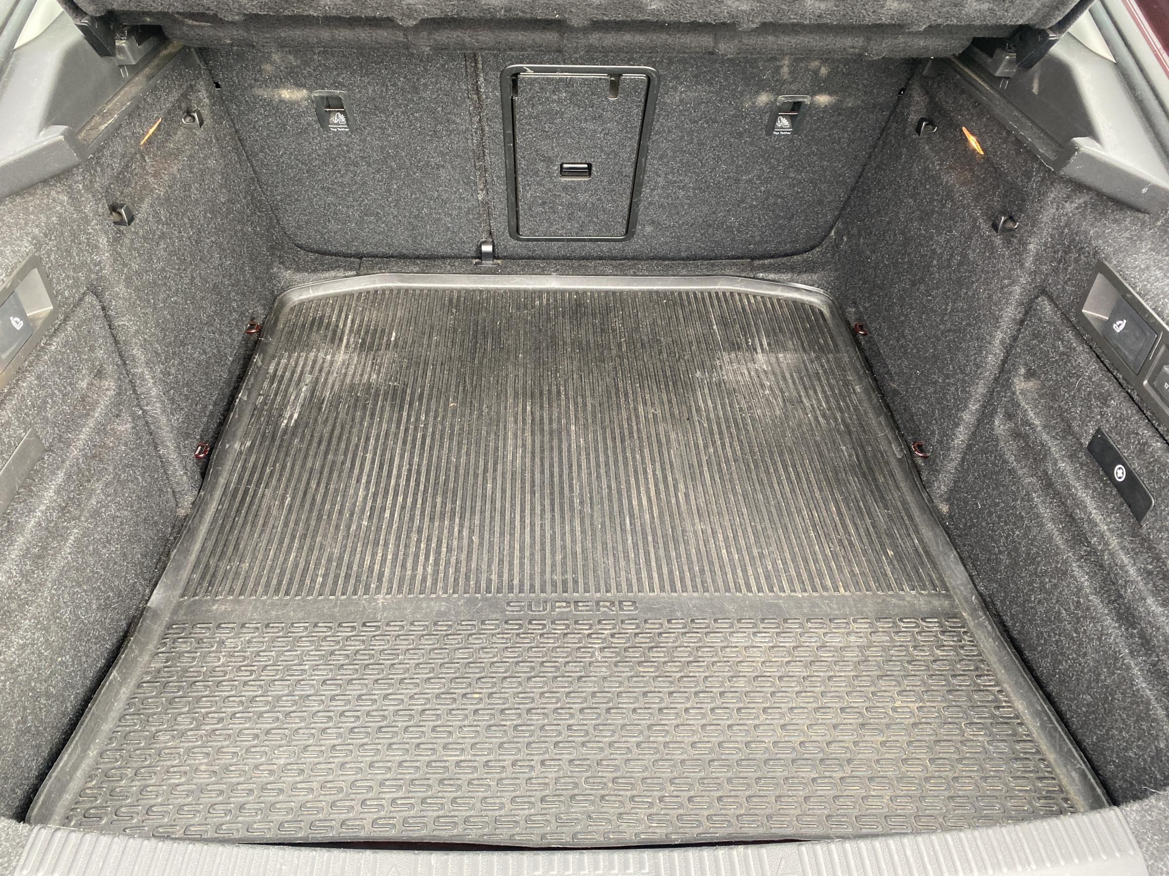 Škoda Superb III, 2016 - pohled č. 7