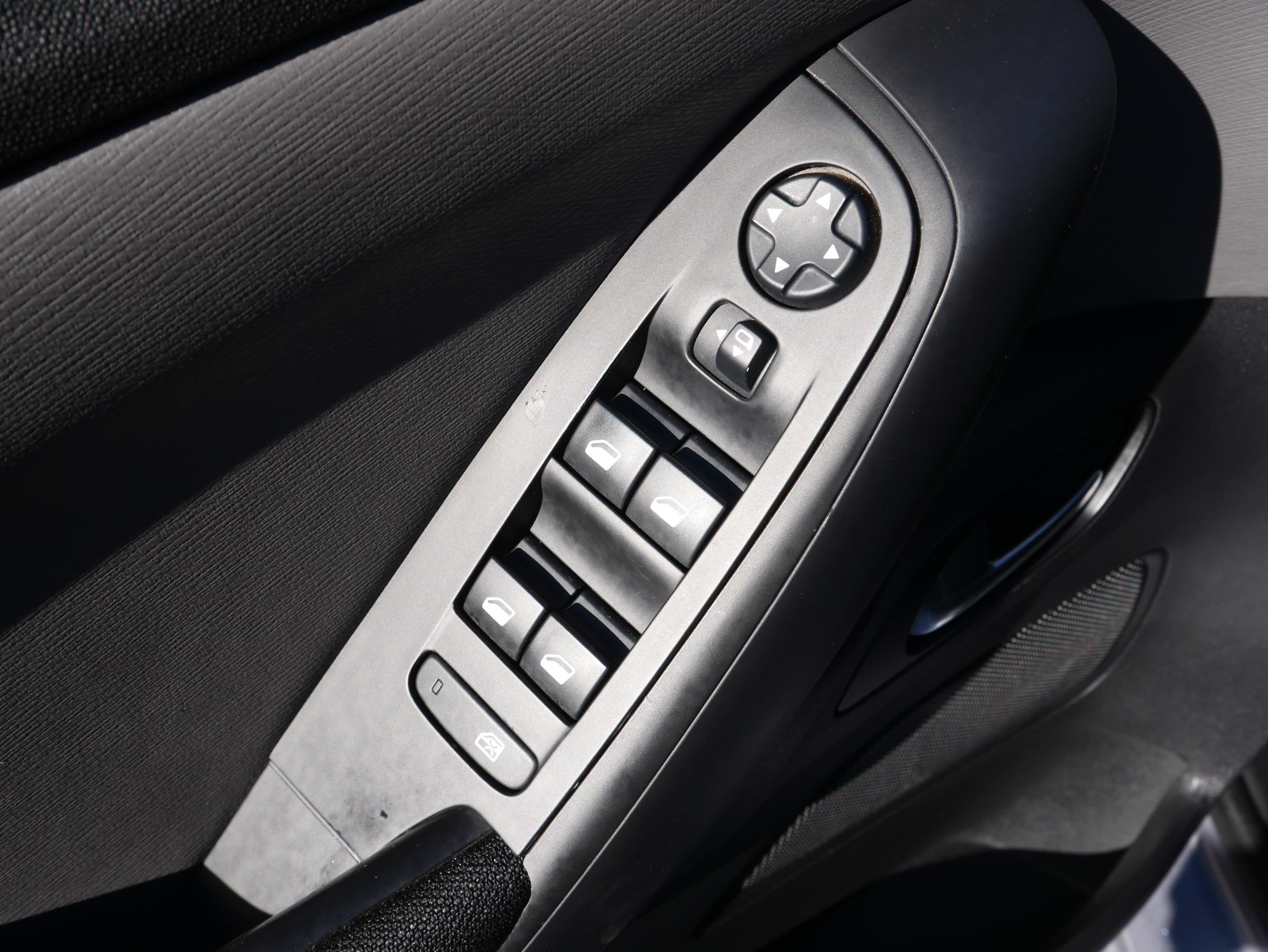 Citroën C4 Grand Picasso, 2016 - pohled č. 19