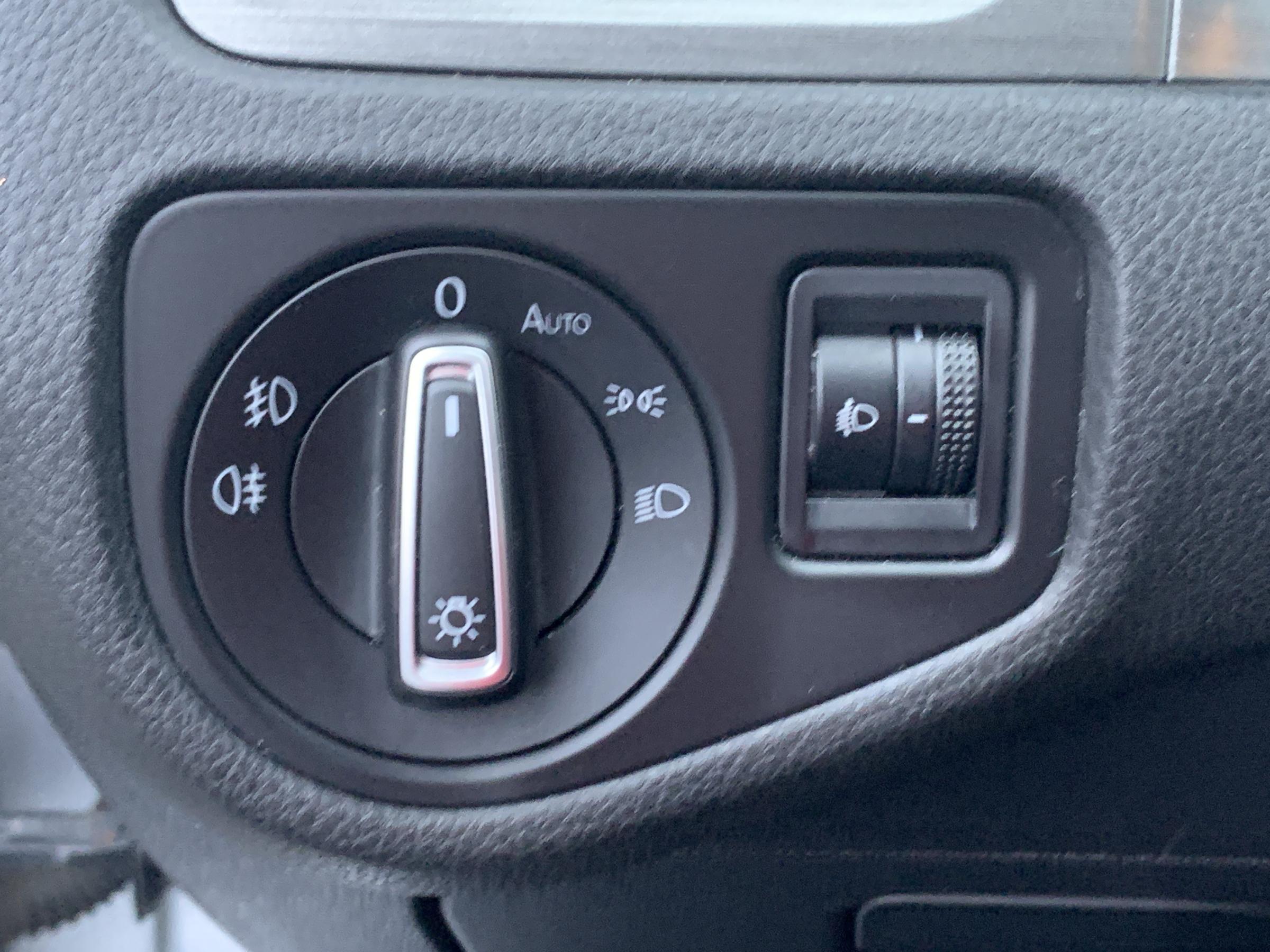 Volkswagen Golf, 2013 - pohled č. 17